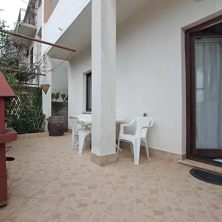 דירה Vladimira 1569 פולה