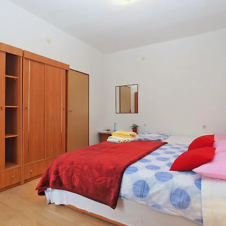 דירה Vladimira 1569