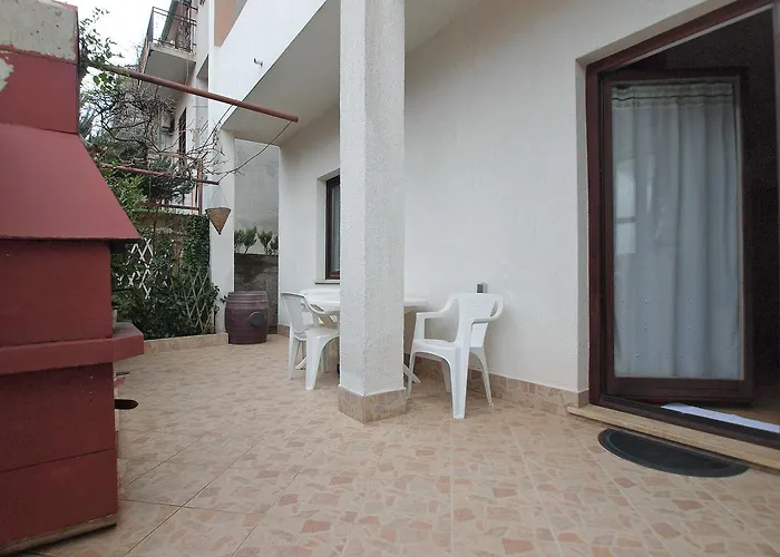Apartment Vladimira 1569 Pula